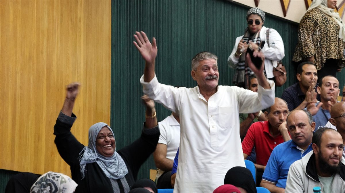 أبرز مراسم الفرحة خلال إجراء قرعة الحج بالإسماعيلية، فيتو