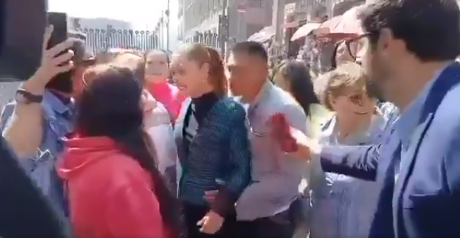 لحظة التحرش برئيسة المكسيك، فيتو