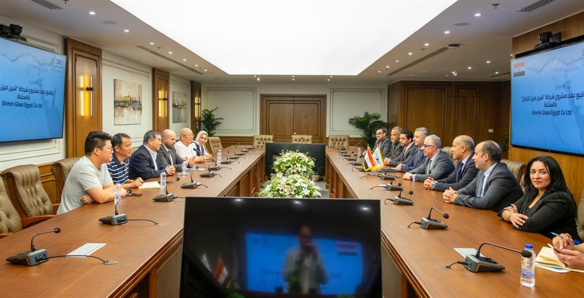 جانب من مراسم التوقيع، فيتو