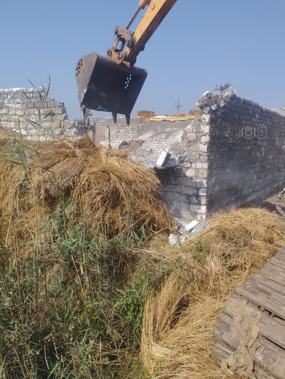 ازالة 3 حالات تعدٍ بالبناء المخالف جنوب بورسعيد، فيتو 