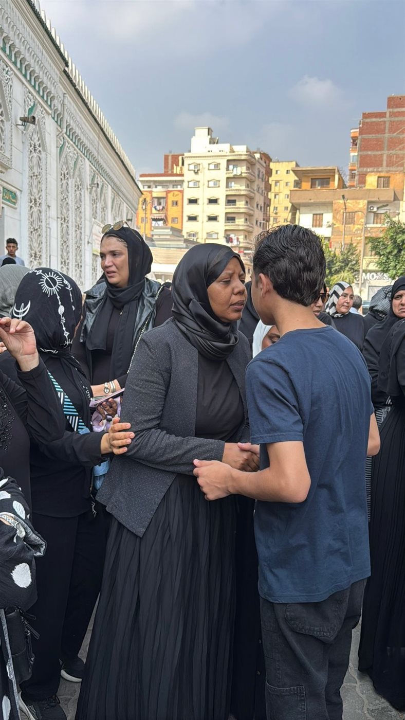 جانب من الجنازة، فيتو