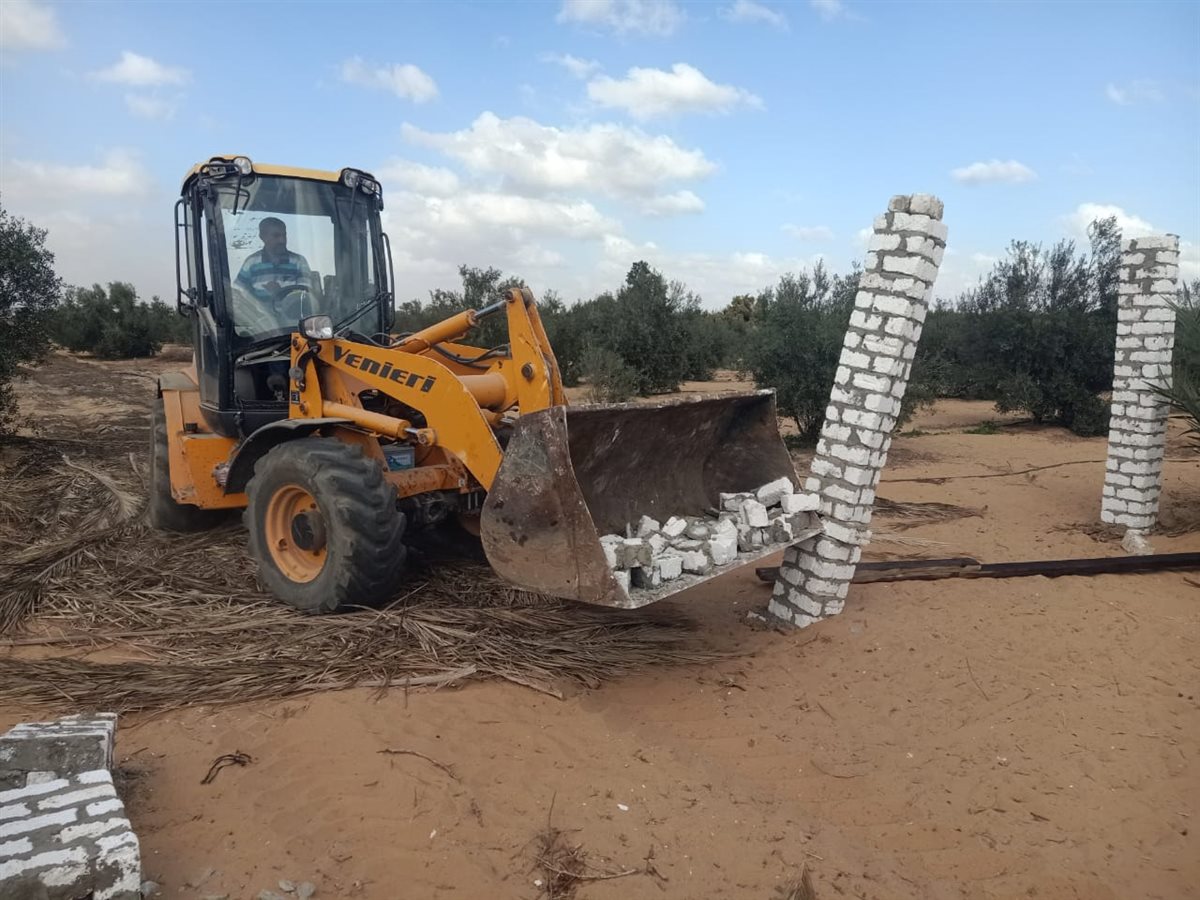 جانب من الحملات،فيتو