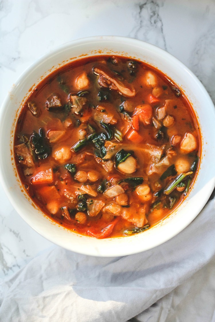 يخنة الكرنب بالحمص