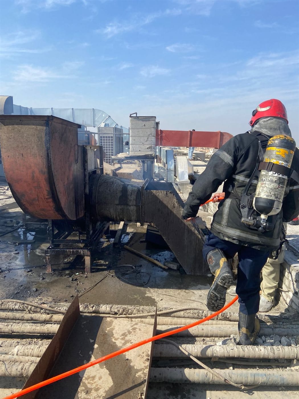 حريق مطعم بمول أرابيلا بلازا بالتجمع الخامس