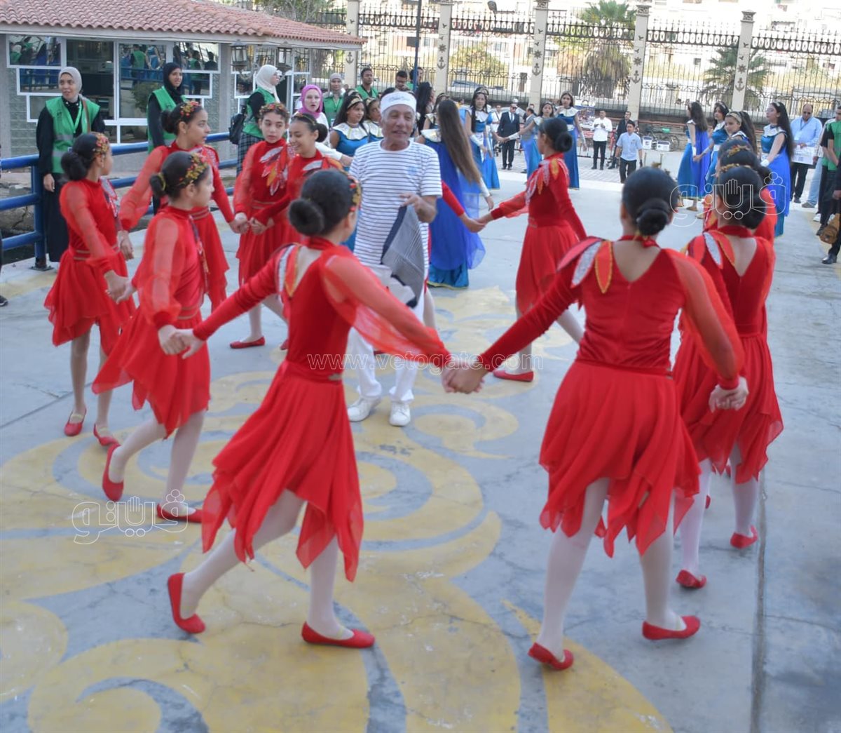 بورسعيد تستقبل 2700 سائح أجنبي على متن السفينة MSC Armonia، فيتو&nbsp;