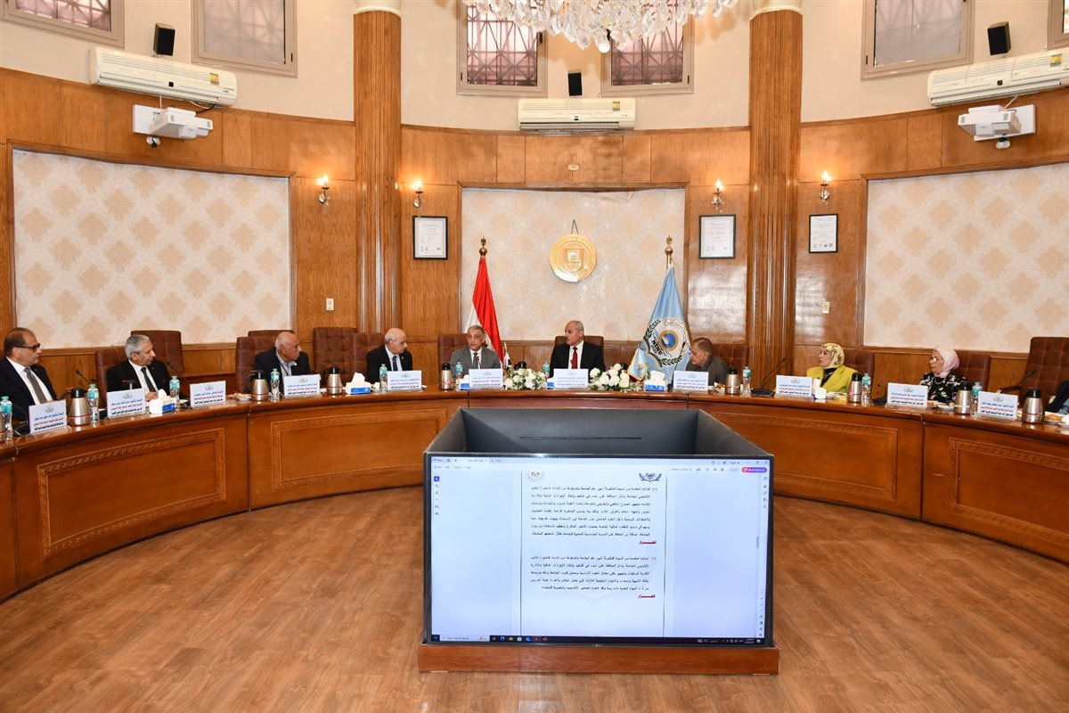 جانب من فعاليات المجلس، فيتو