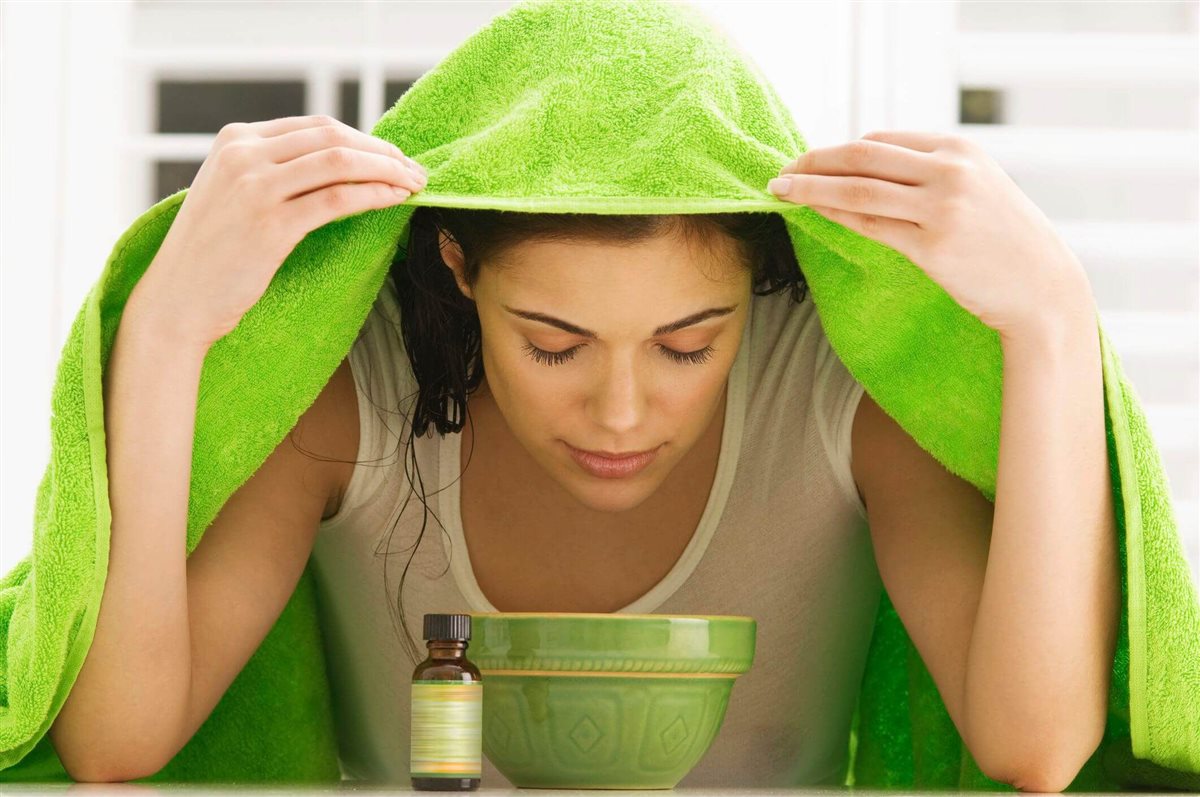 حمام بخار الوجه بالأعشاب