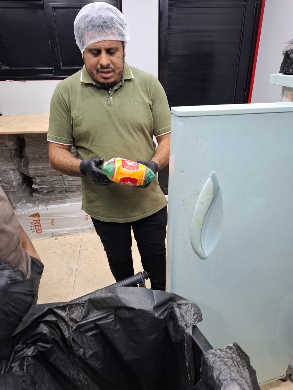 جانب من الحملة، فيتو