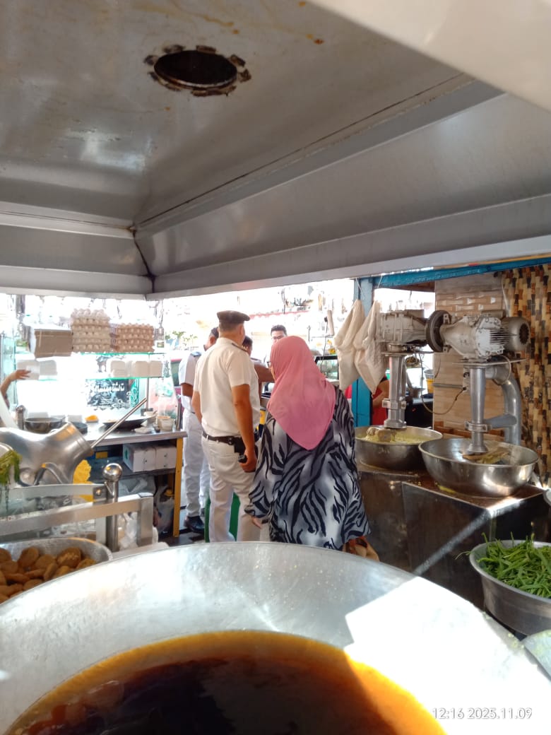 جانب من الحملة، فيتو