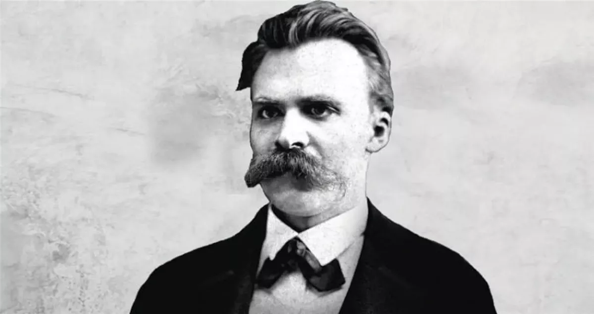الفيلسوف الالمانى نيتشه 