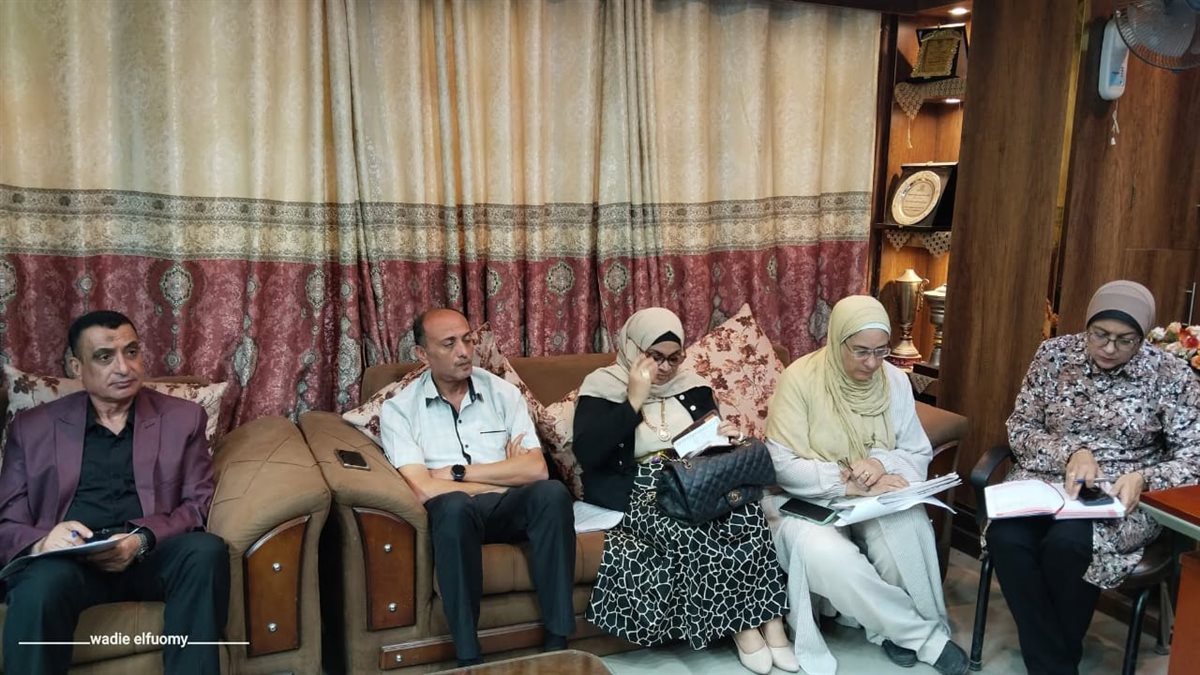 اجتماع مع مديري ووكلاء الإدارات التعليمية على مستوى المحافظة