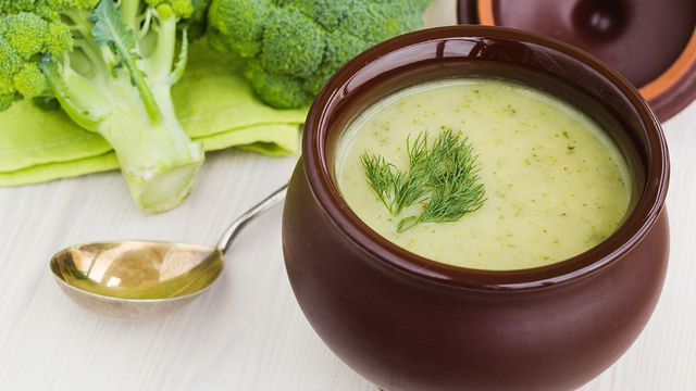 شوربة البروكلي