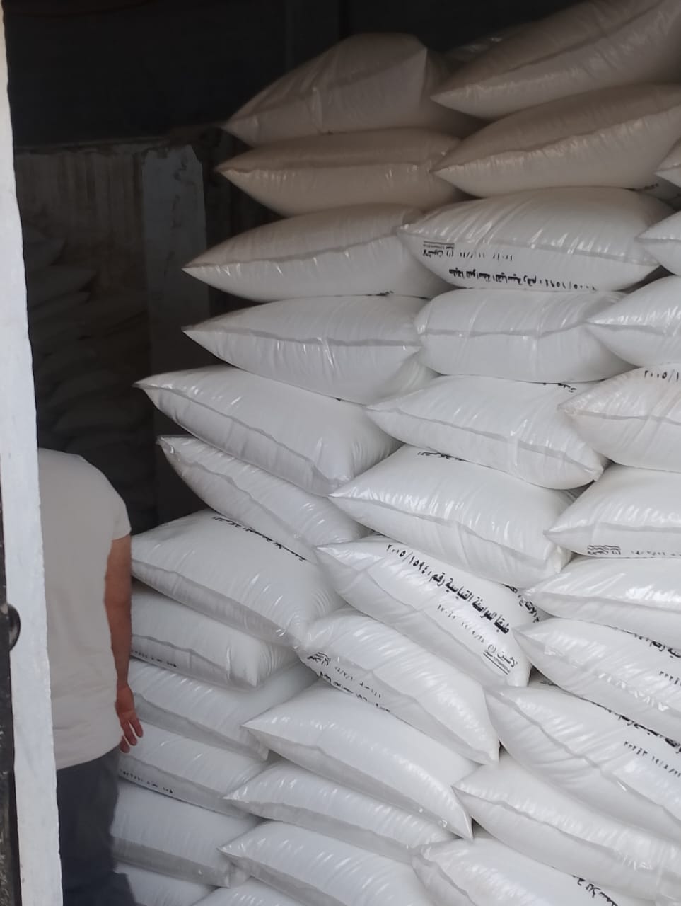 جانب من متابعة صرف الأسمدة،فيتو