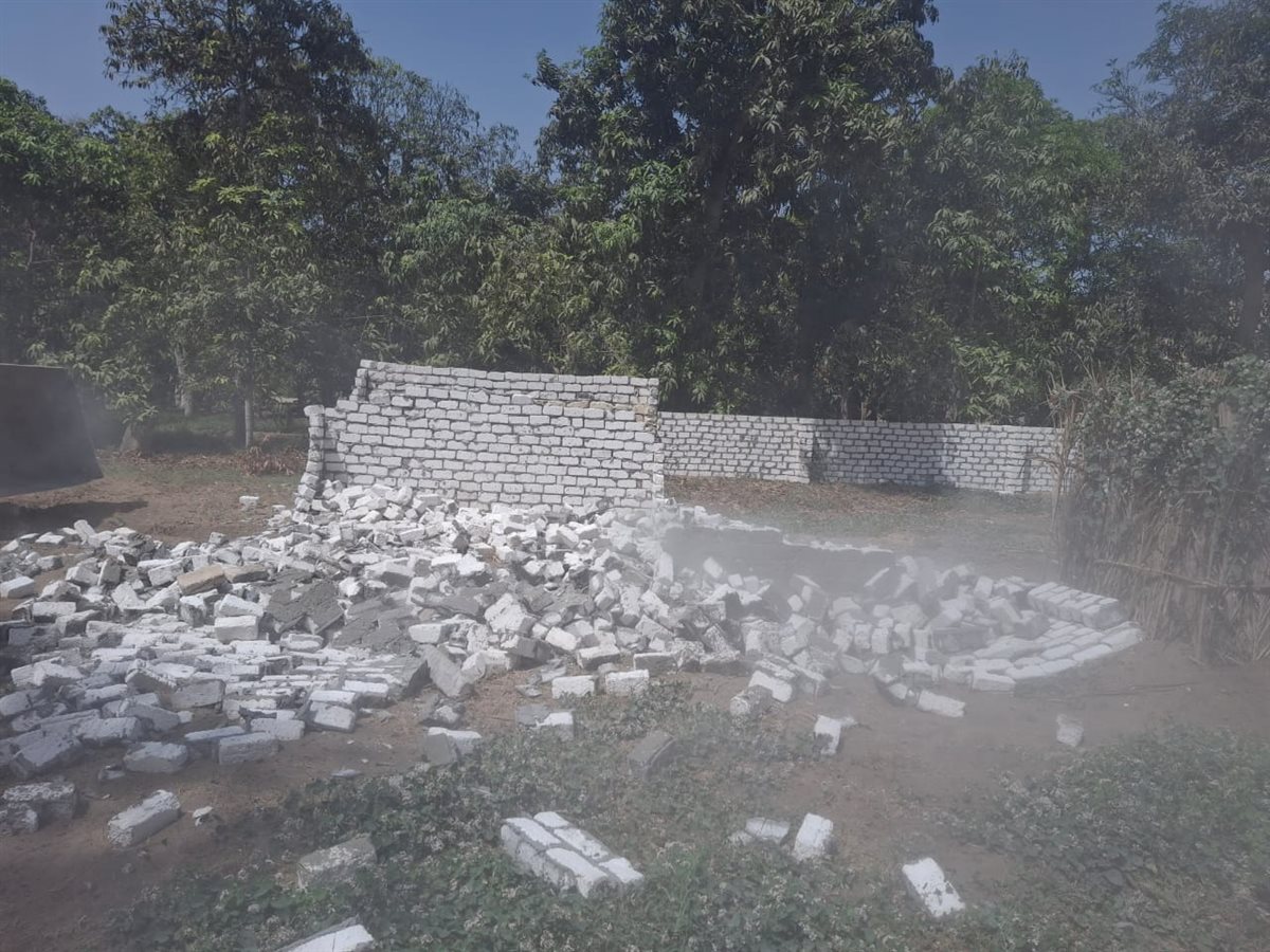 جانب من أعمال الإزالة، فيتو