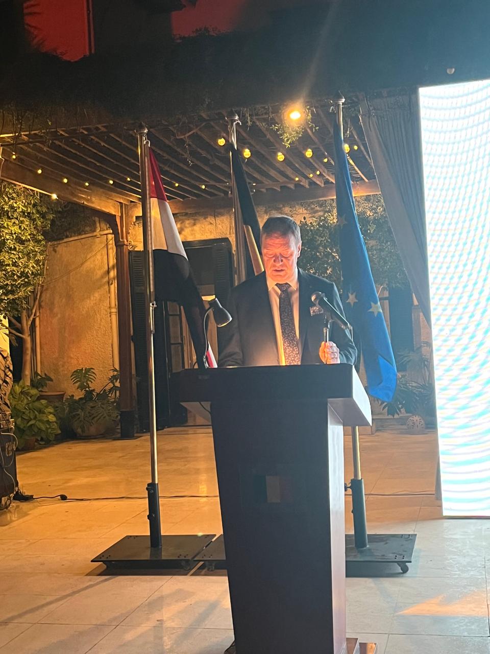 سفير بلجيكا في مصر بارت دي جروف، فيتو