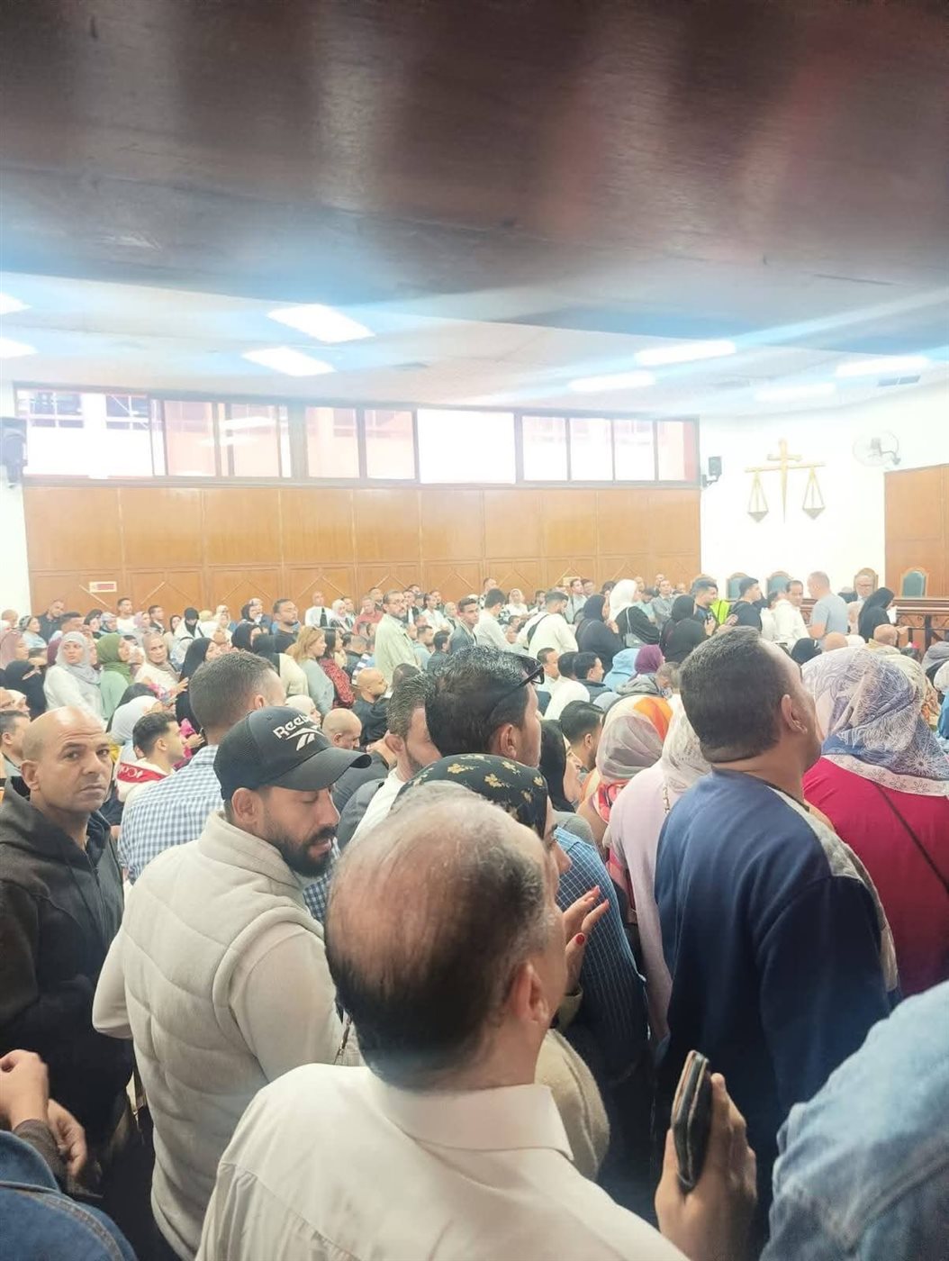 طلاب وخريجي التعليم المفتوح خلال الجلسة