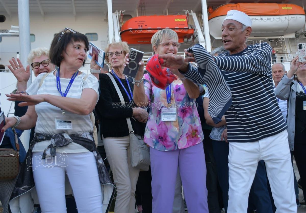 ميناء بورسعيد يستقبل السفينة السياحية، فيتو