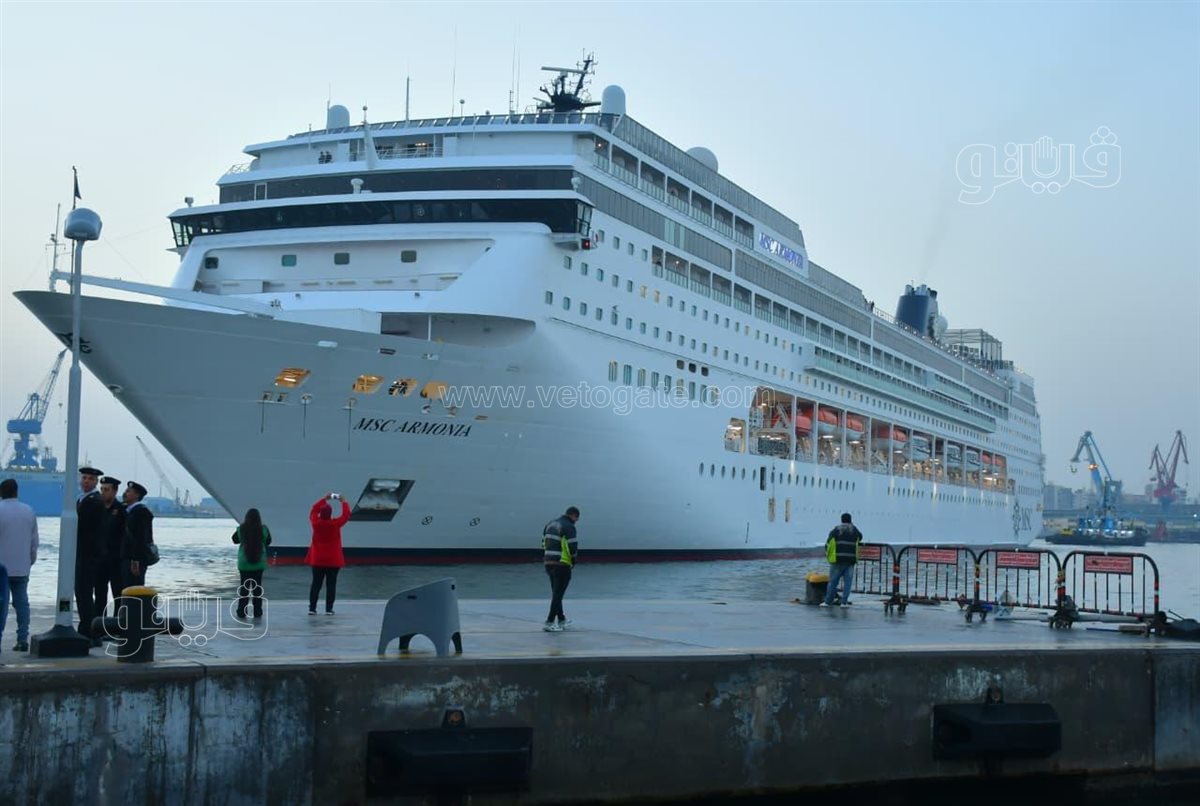 ميناء بورسعيد يستقبل السفينة السياحية، فيتو