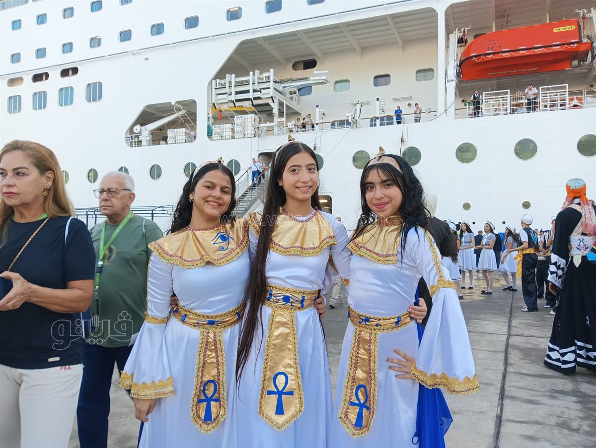 ميناء بورسعيد يستقبل السفينة السياحية، فيتو