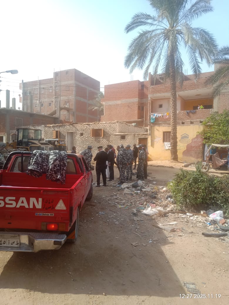 جانب من الحملة، فيتو