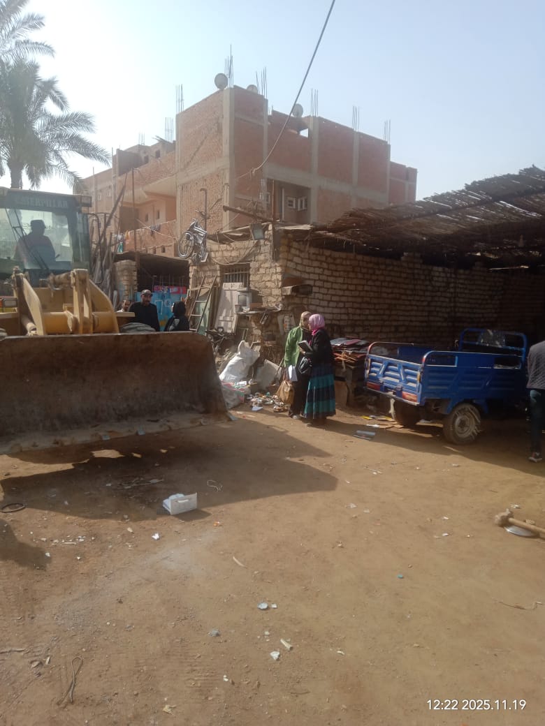 جانب من الحملة، فيتو