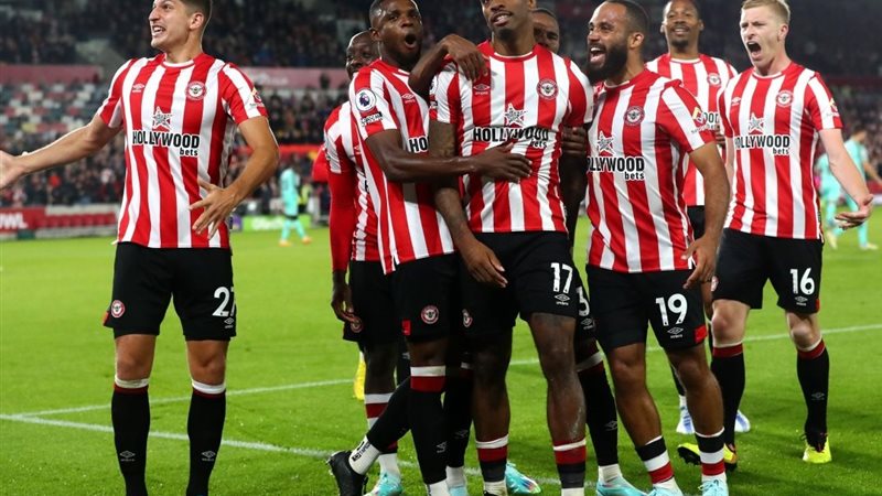 فريق برينتفورد، فيتو