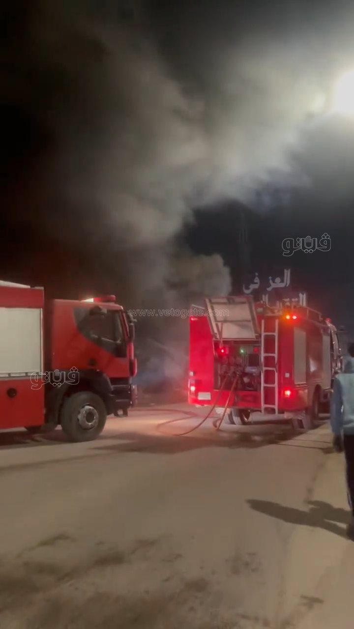 دخان كثيف واستنفار أمني وإطفائي بمنطقة C1 الصناعية في العاشر من رمضان،فيتو