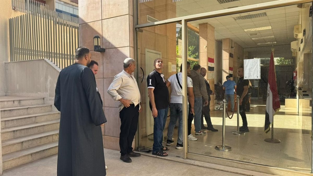 المصريون بلبنان 