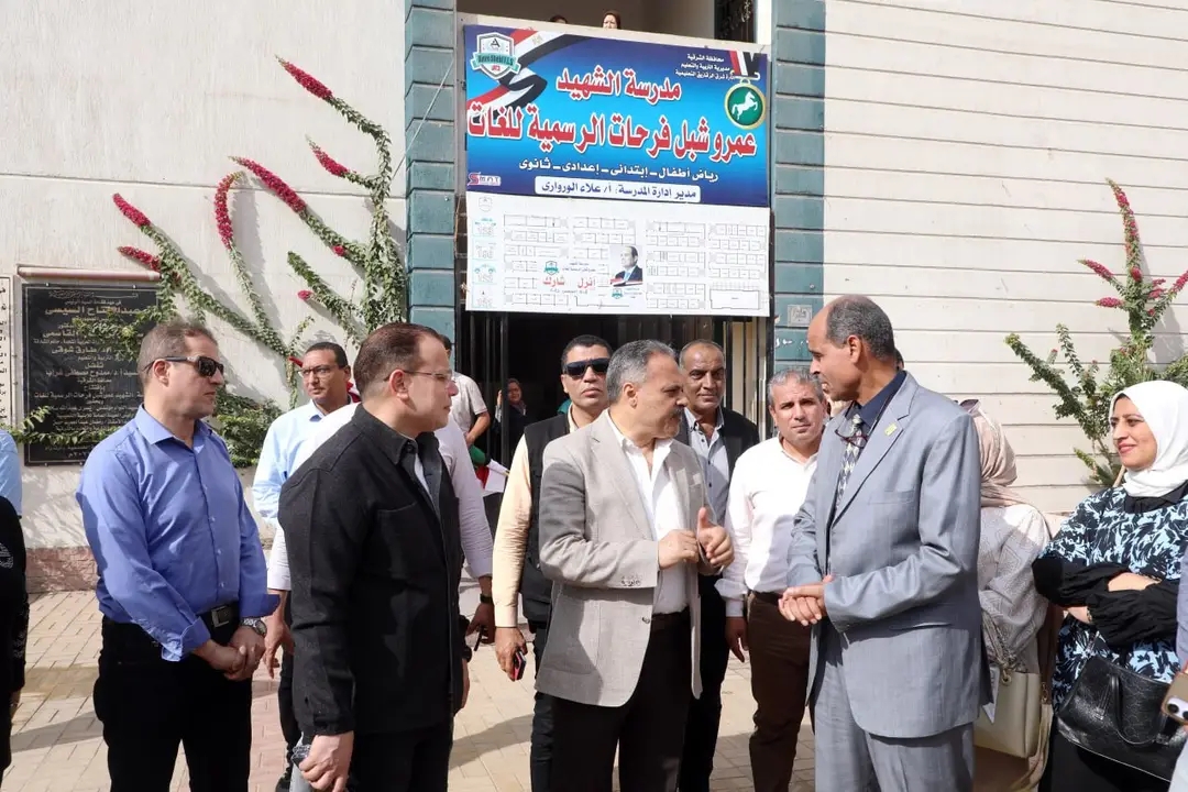محافظ الشرقية يتفقد اللجان الانتخابية،فيتو