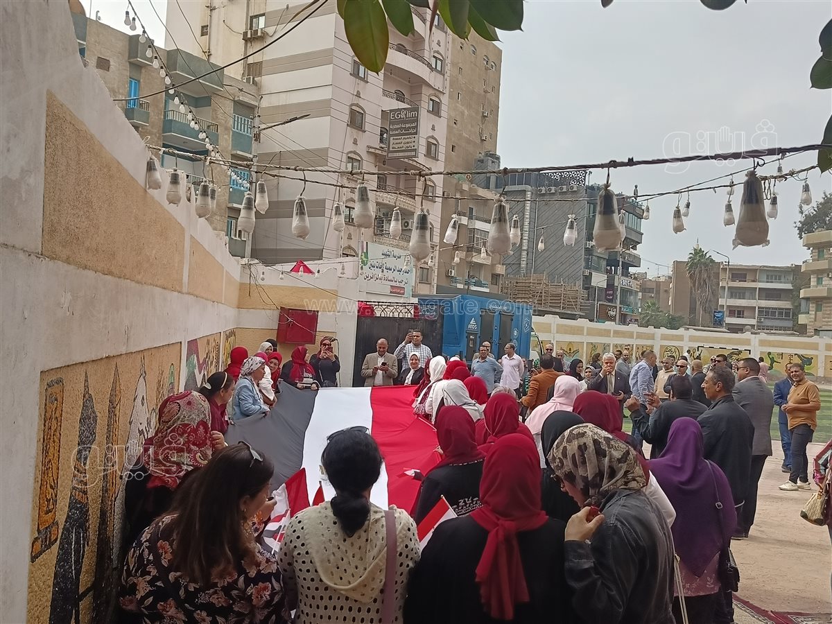 الزقازيق تتزين بالأعلام الوطنية،فيتو