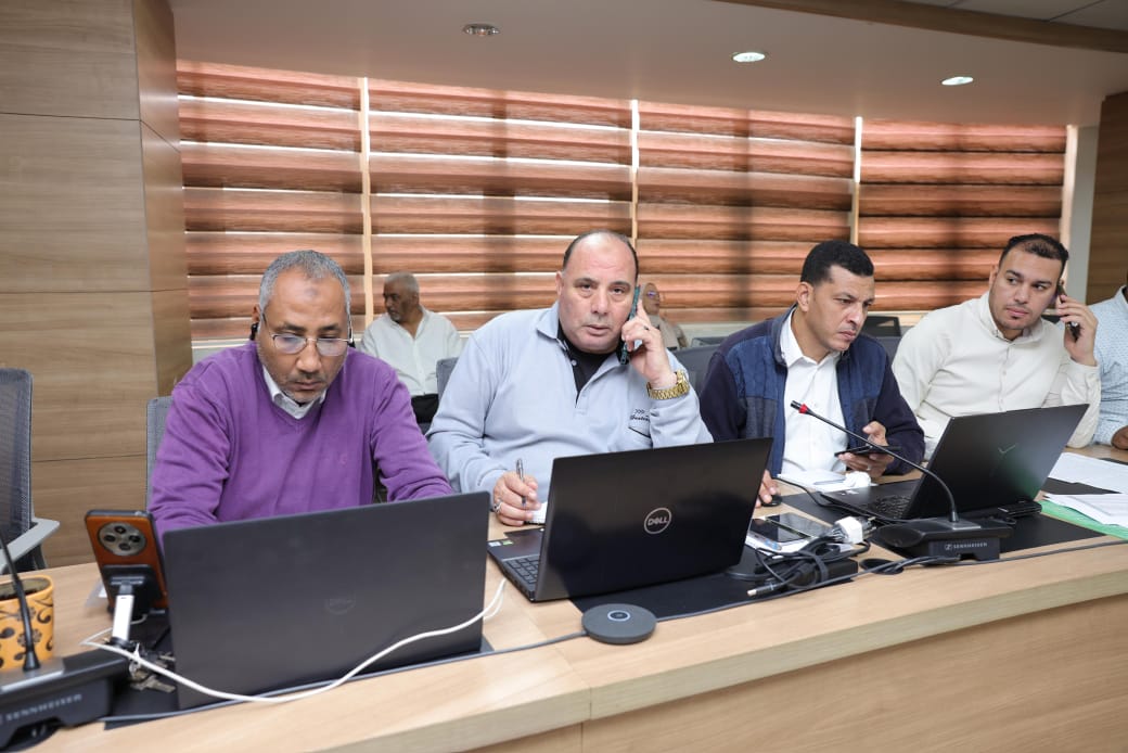 غرفة عمليات قومى المرأة 