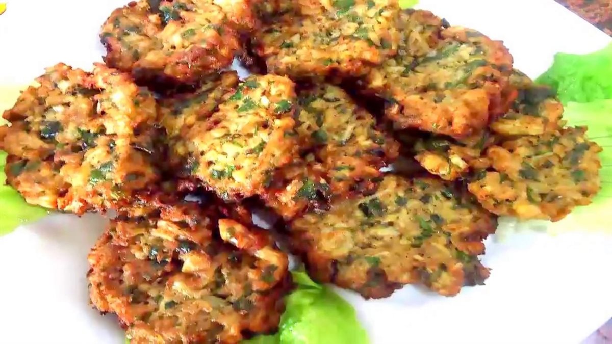 أقراص القرنبيط المقلية 