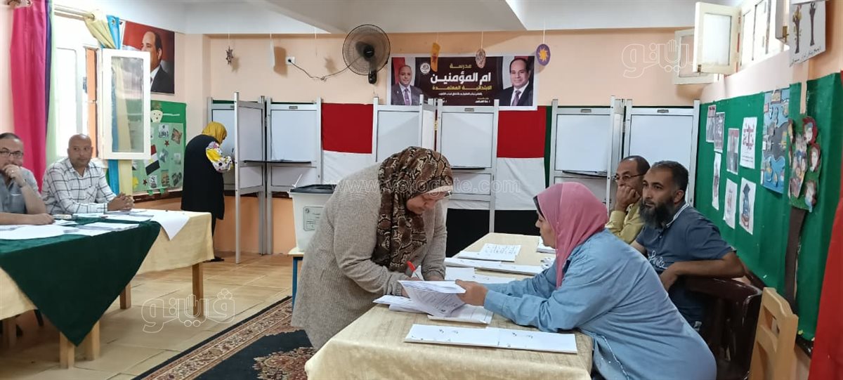 لجنة مدرسة أم المؤمنين ببورسعيد، فيتو