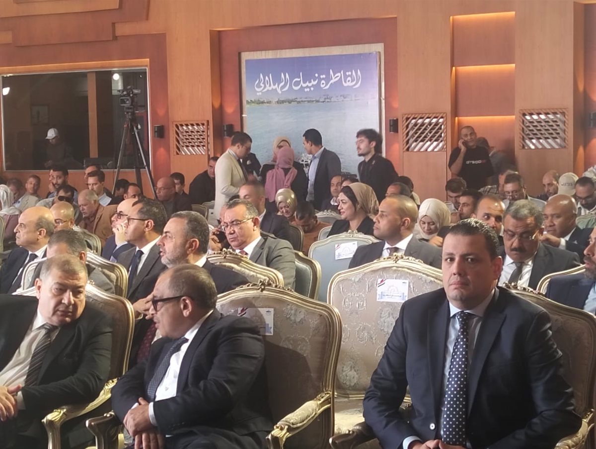 جانب من كواليس المؤتمر، فيتو