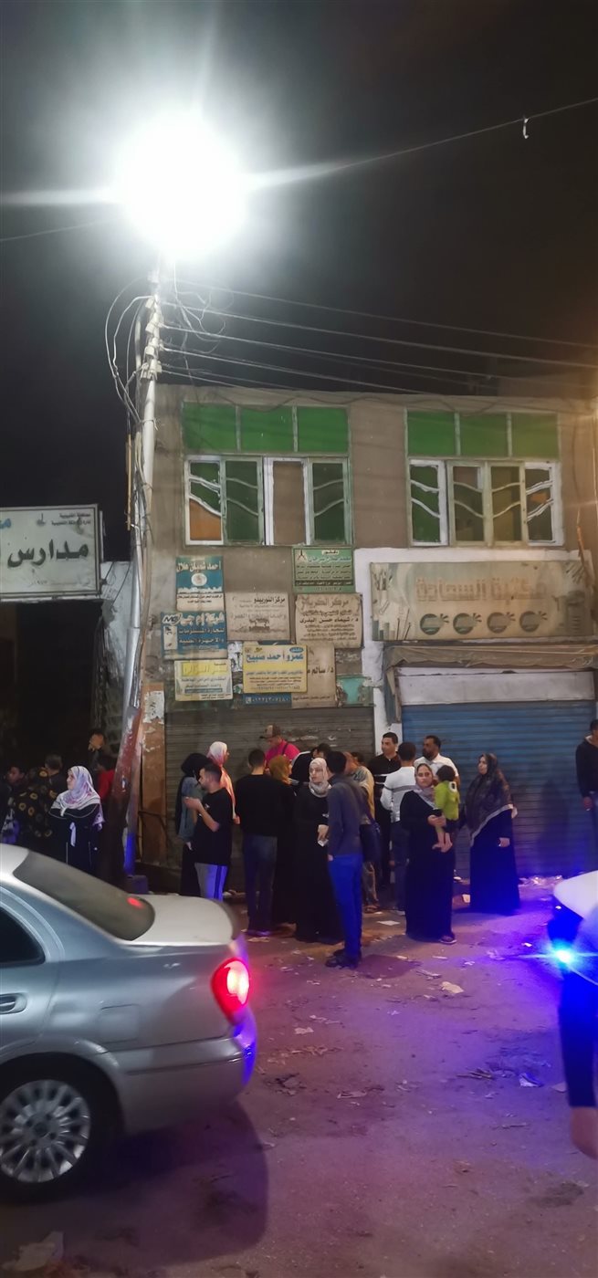 تكدس المواطنين أمام لجان الخانكة بالقليوبية، فيتو&nbsp;