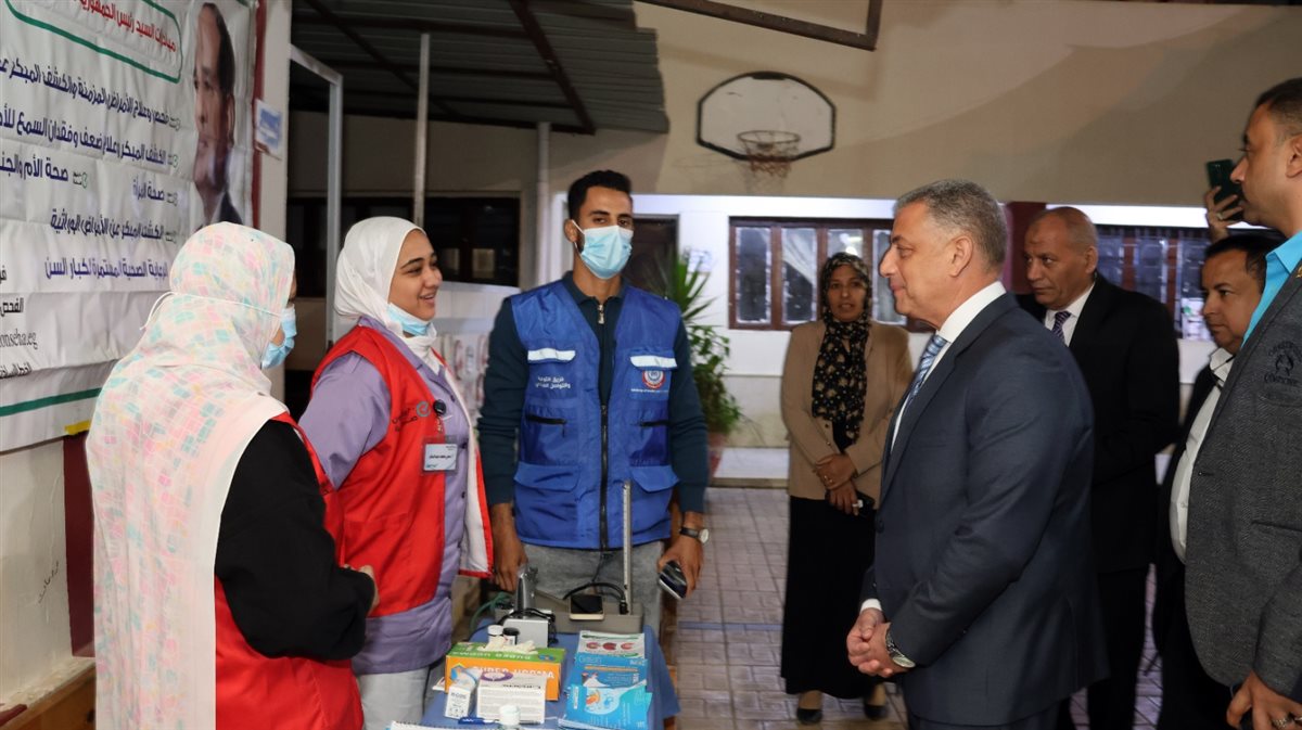 جانب من جولة محافظ الإسماعيلية، فيتو