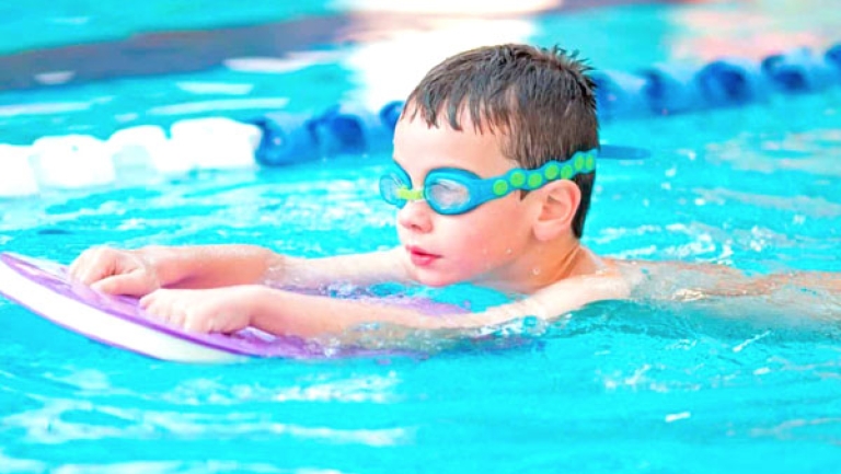 السباحة&nbsp;