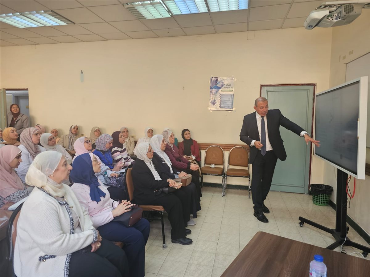 ندوة علمية لقسم الصحة العامة بقصر العيني، فيتو