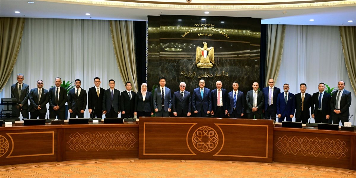 توقيع عقد إنشاء واحد من أكبر مجمعات الصناعات الكيميائية الفوسفاتية، فيتو