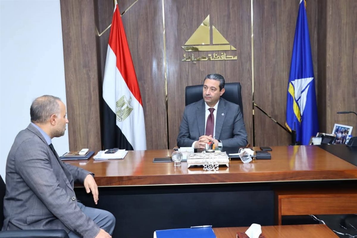 محافظ دمياط، يستقبل طارق صقر مدير عام هيئة البريد الجديد