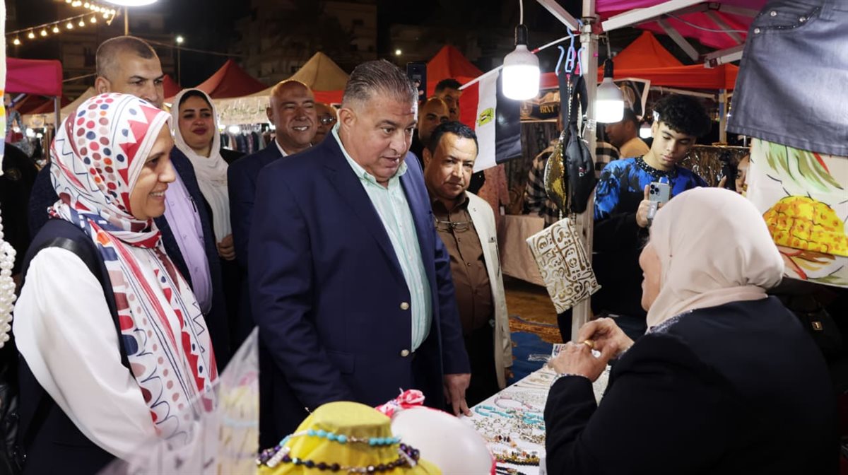 جانب من افتتاح المعرض، فيتو