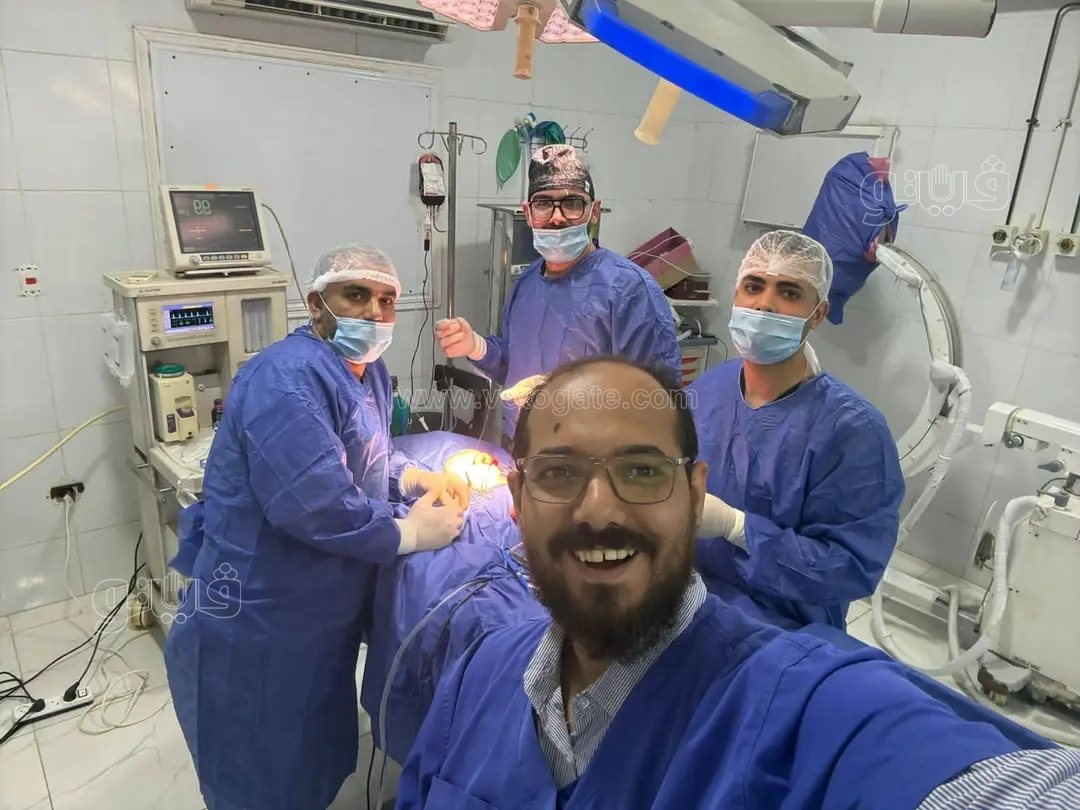 حين نما التوأم في صدر شقيقه… وسُطرت واحدة من أجمل قصص الطب والرحمة،فيتو