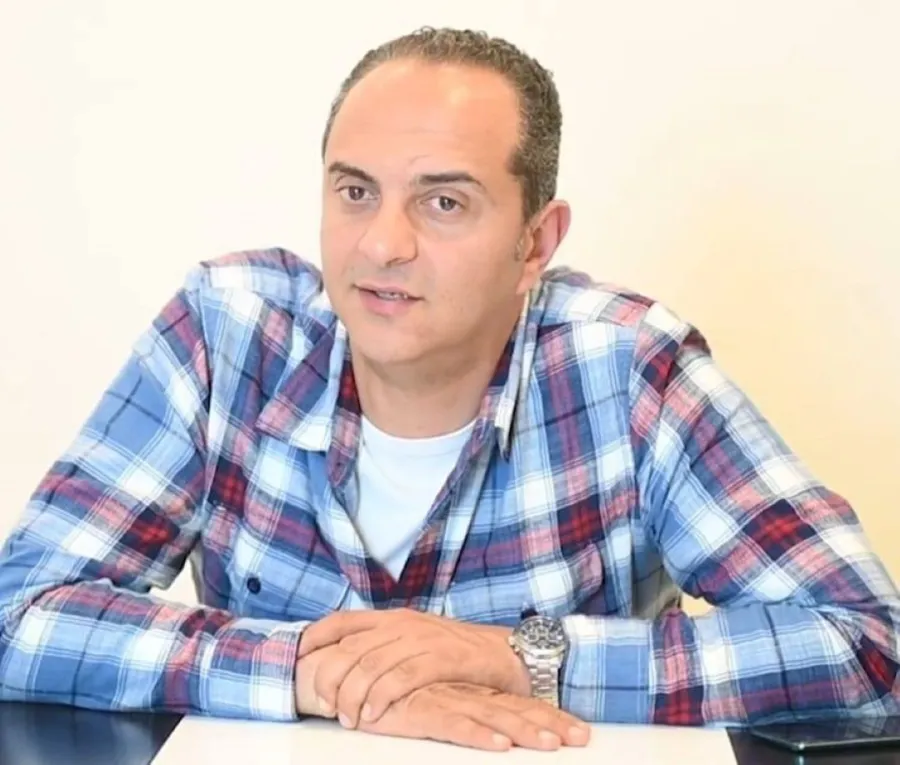 المؤلف محمد هشام عيبة، فيتو