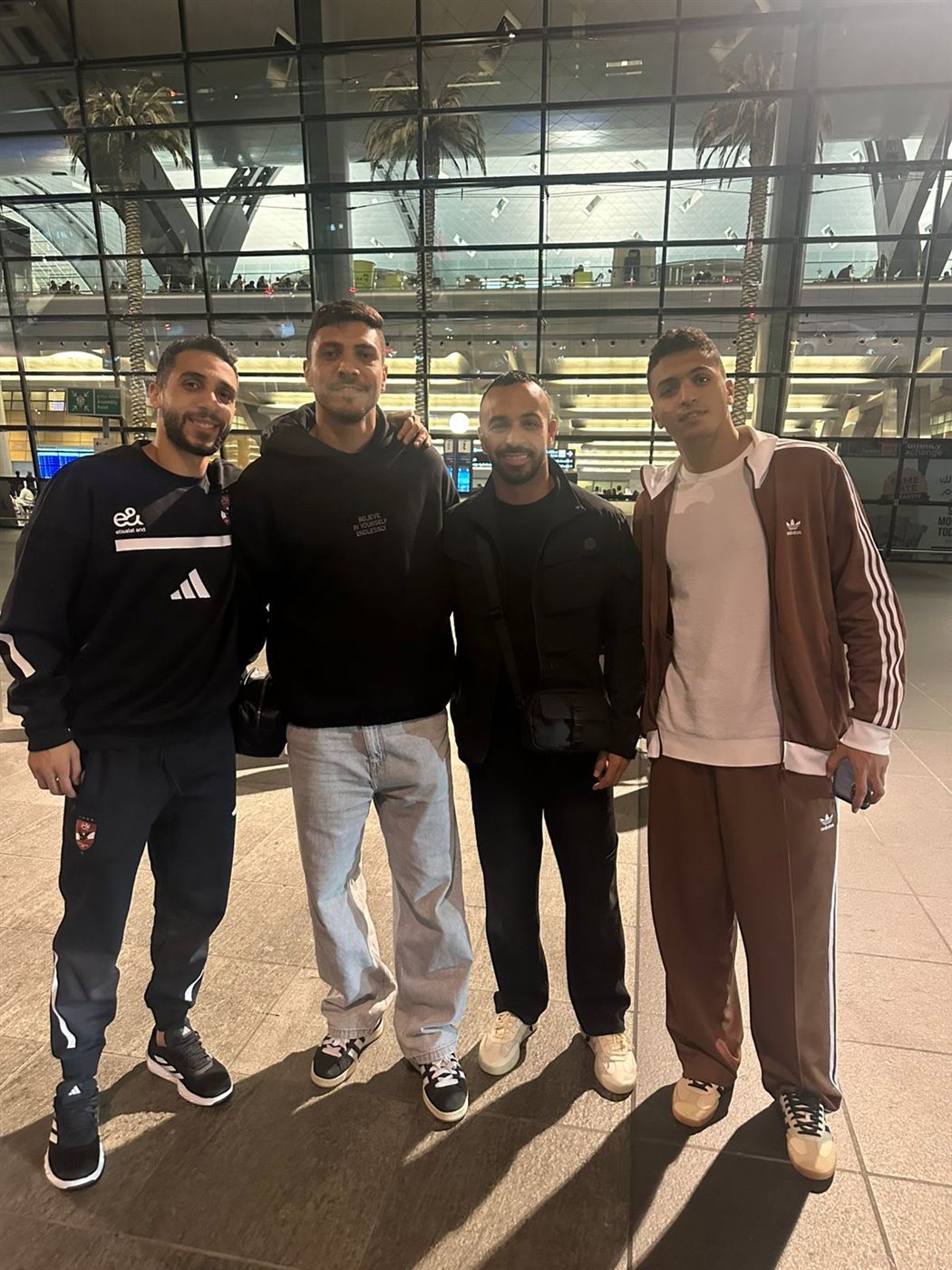 رباعي الأهلي يصل الدوحة، فيتو