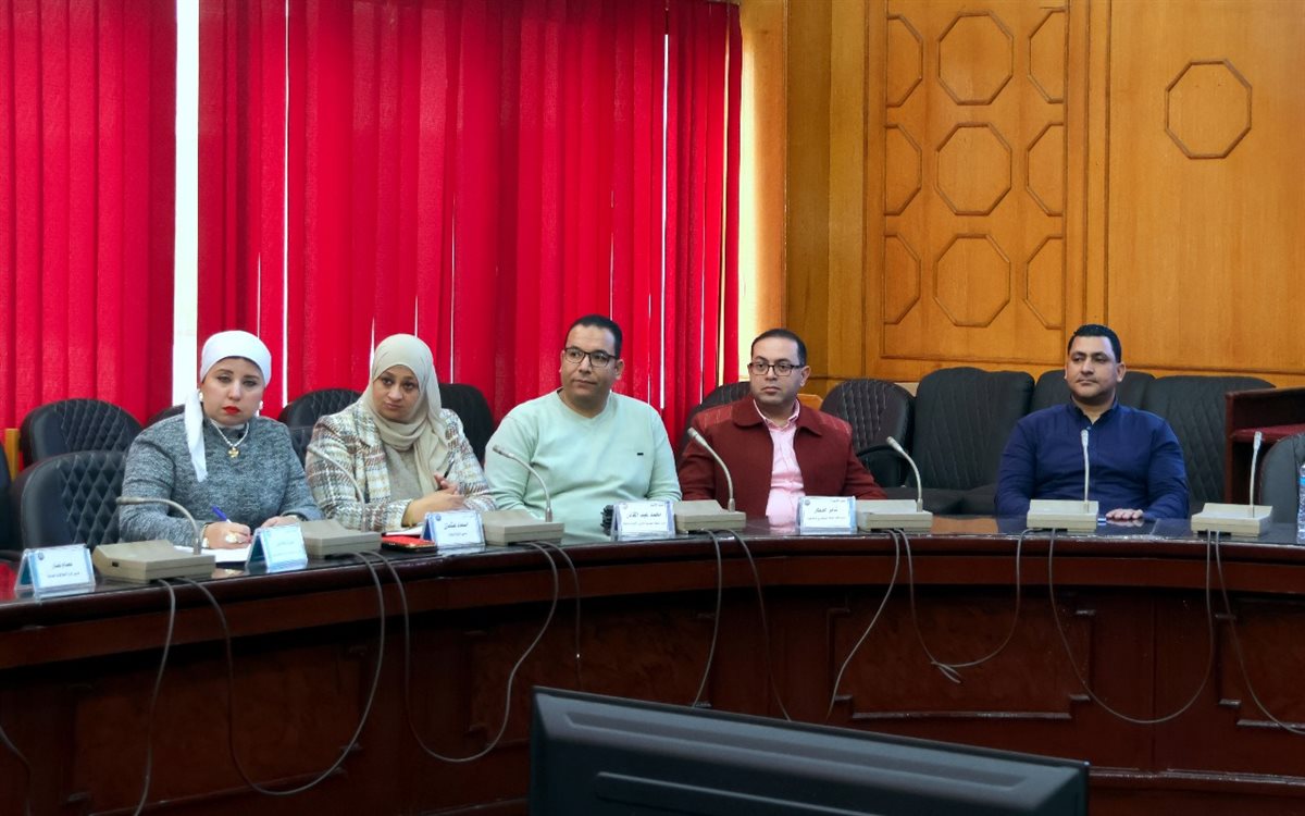 جانب من الاجتماع، فيتو