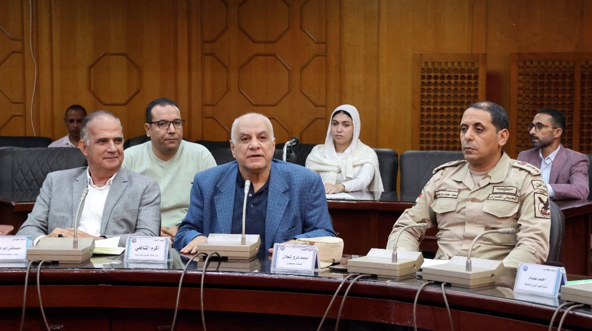 جانب من الاجتماع، فيتو