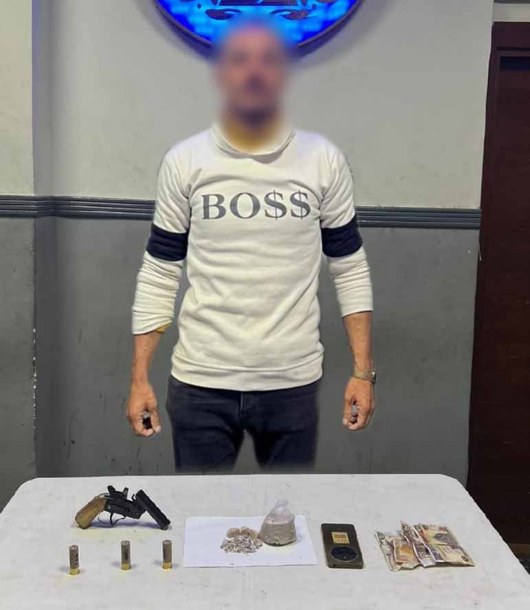 مسجل خطر سوابق.. الأمن يكشف ملابسات فيديو وجود تجاوزات داخل أقسام الشرطة بالإسكندرية