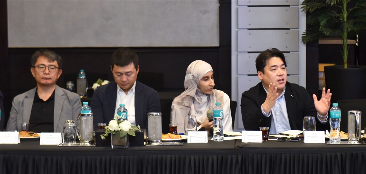  الاجتماع الأول للجنة المصرية الكورية لبحث تحديات الاستثمار  