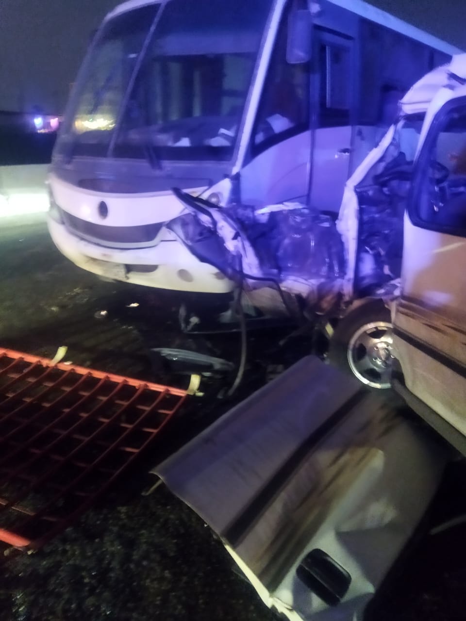 تصادم ميكروباص مع أتوبيس بالقليوبية، فيتو