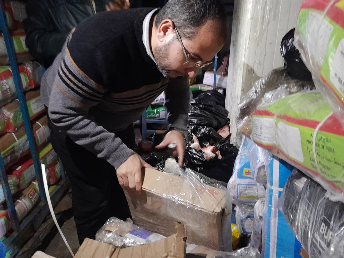 ضبط 3 أطنان دواجن ولحوم منتهية الصلاحية الخصوص، فيتو 